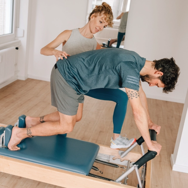 Gyrotonic Übung am Gerät